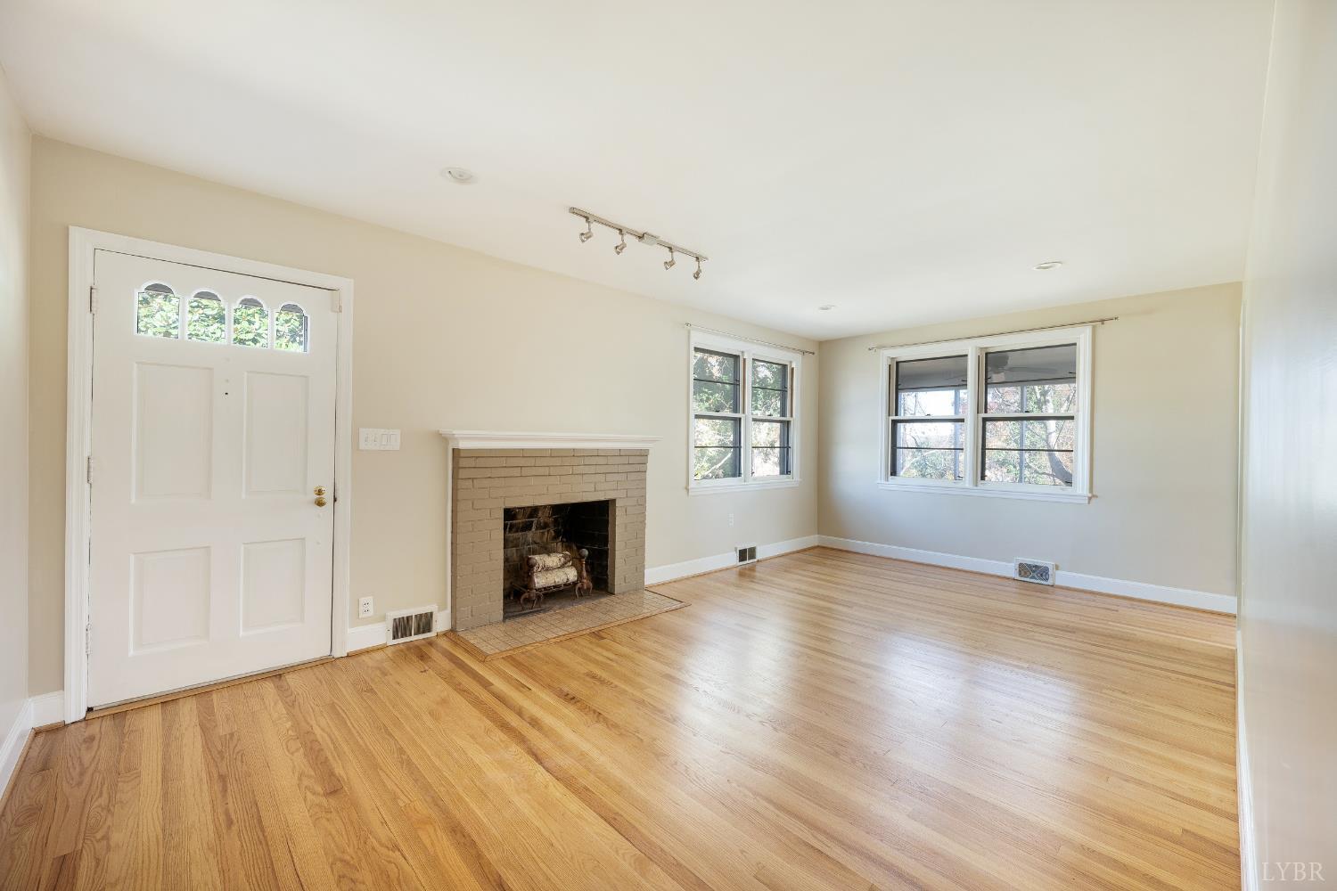 710 Riverside Drive Lynchburg, VA 24503 - Photo 4 of 53