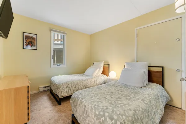 $365,000 | 102 Upper Phase Road, Unit BRIDGES #67, Warren, VT 05674