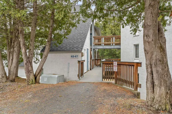 $365,000 | 102 Upper Phase Road, Unit BRIDGES #67, Warren, VT 05674