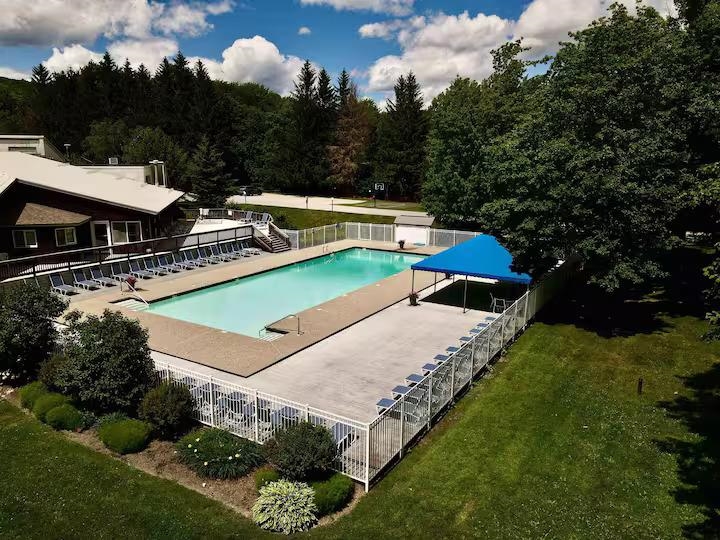 102 Upper Phase Road, Unit BRIDGES #67 Warren, VT 05674 - Photo 22 of 34