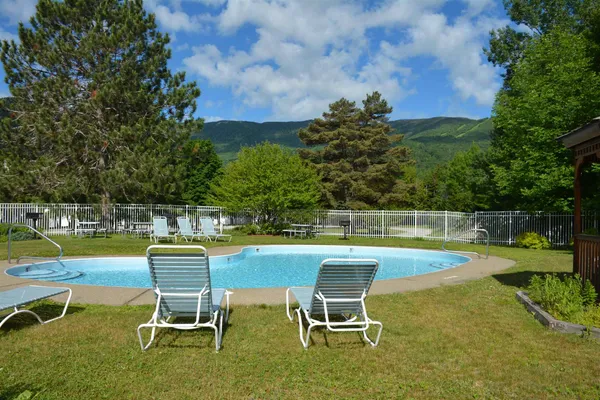 $365,000 | 102 Upper Phase Road, Unit BRIDGES #67, Warren, VT 05674