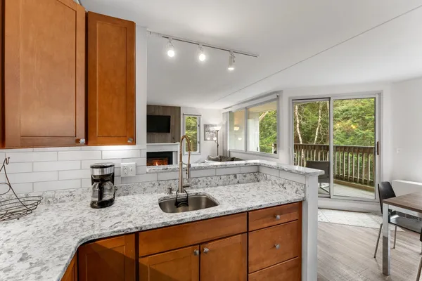 $365,000 | 102 Upper Phase Road, Unit BRIDGES #67, Warren, VT 05674