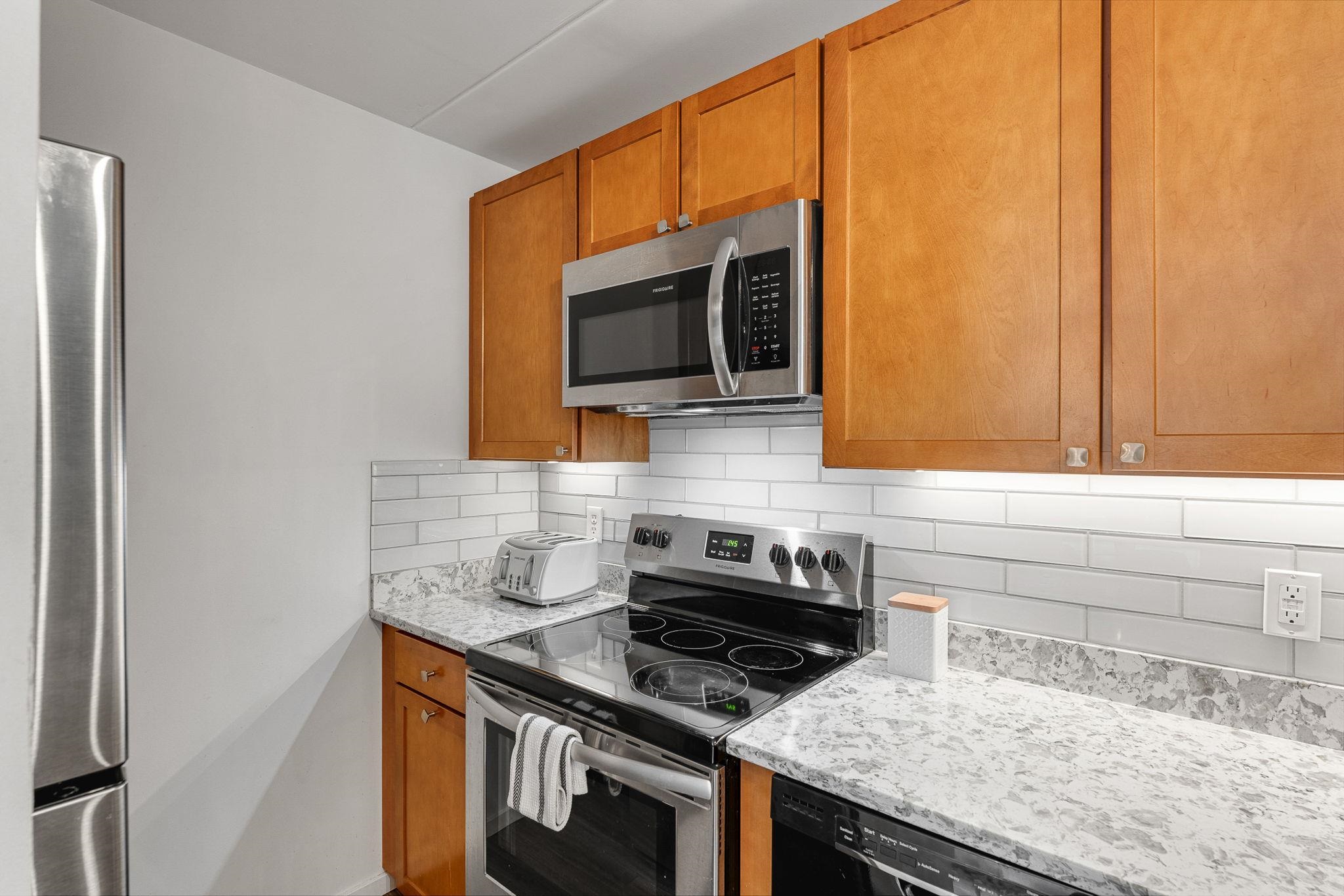 102 Upper Phase Road, Unit BRIDGES #67 Warren, VT 05674 - Photo 9 of 34