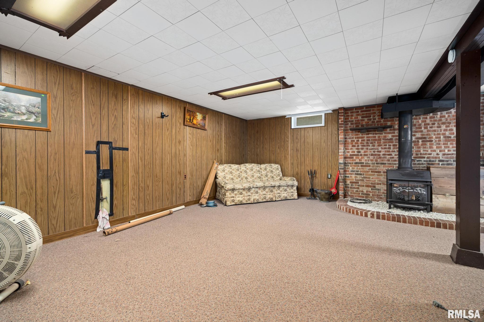 411 Manor Street Pekin, IL 61554 - Photo 21 of 29