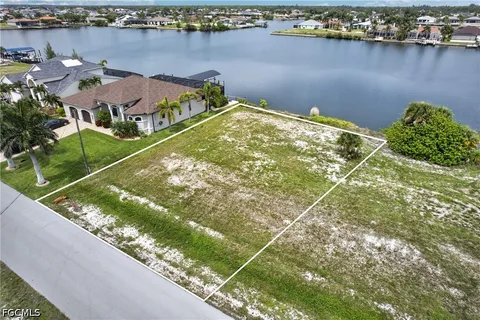 $315,000 | 2817 Northwest 45th Avenue, Cape Coral, FL 33993