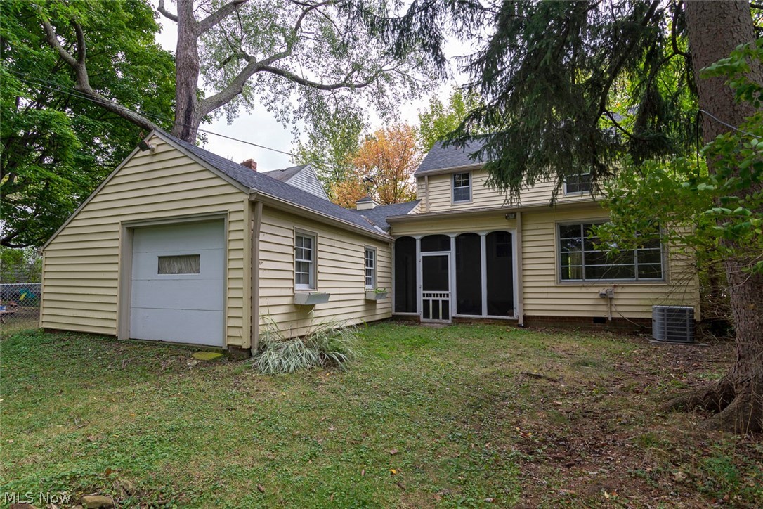 4899 Anderson Road Cleveland, OH 44124 - Photo 22 of 25