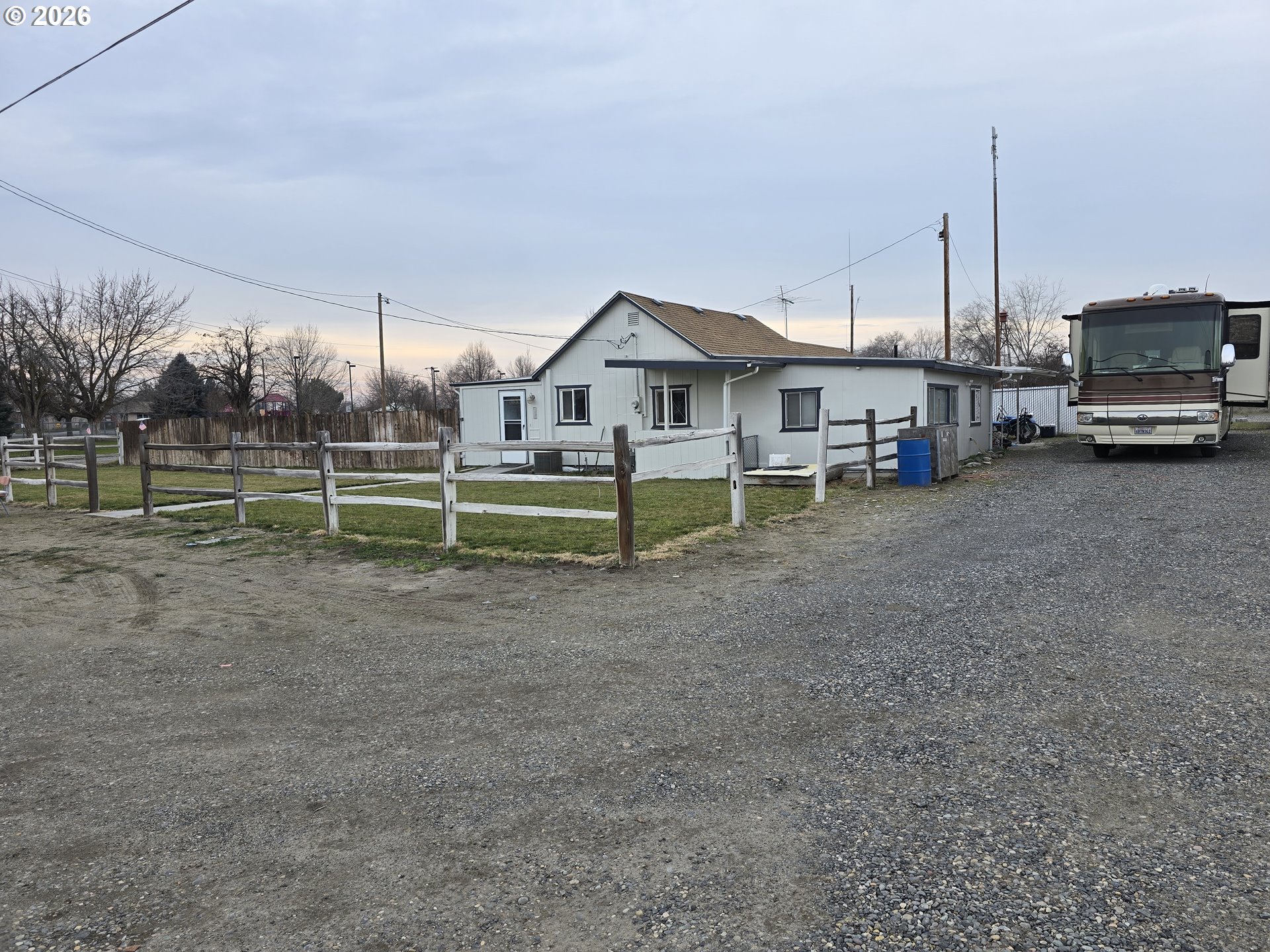 225 8th Street Northeast Irrigon, OR 97844 - Photo 2 of 32