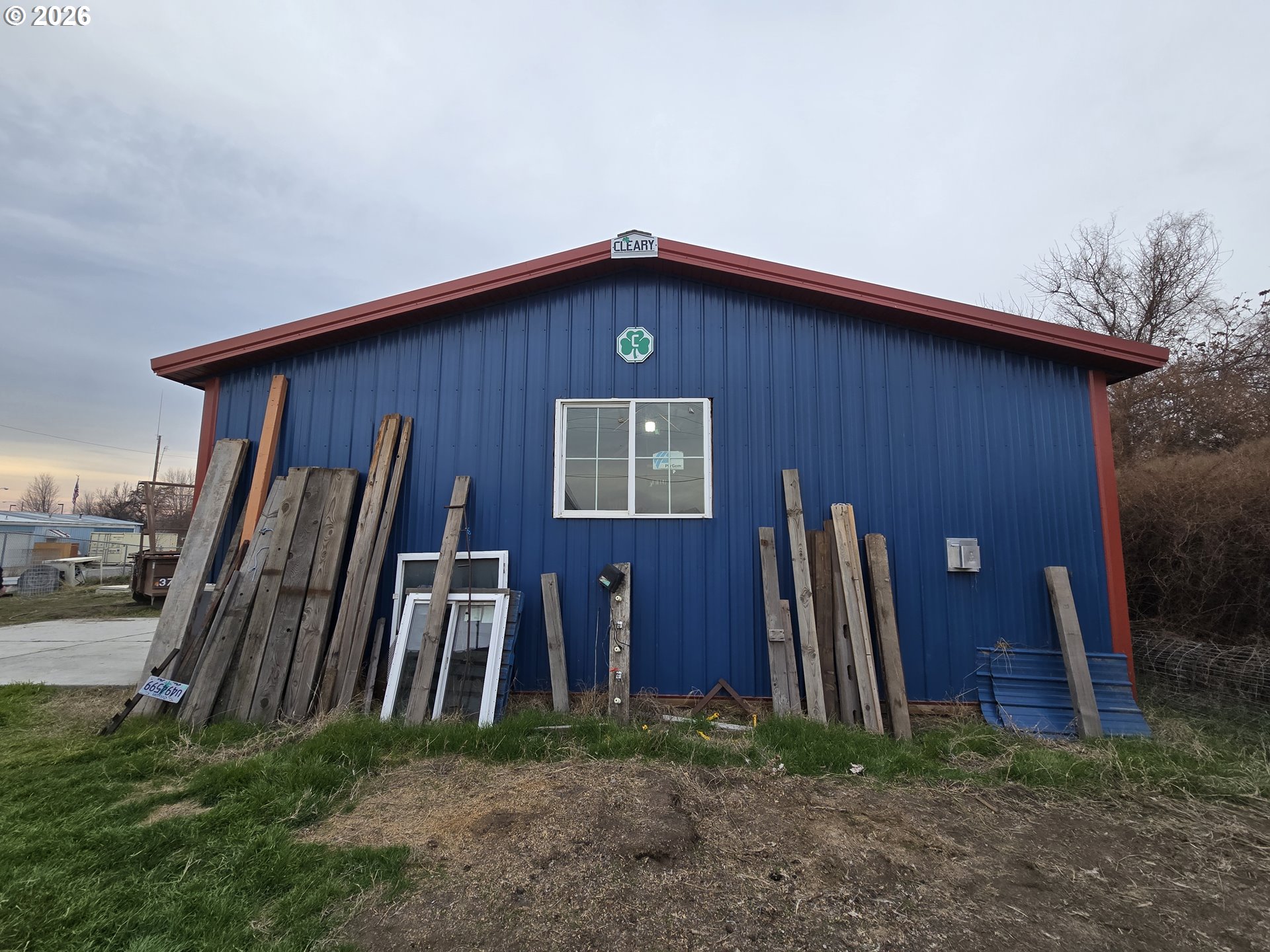 225 8th Street Northeast Irrigon, OR 97844 - Photo 4 of 32