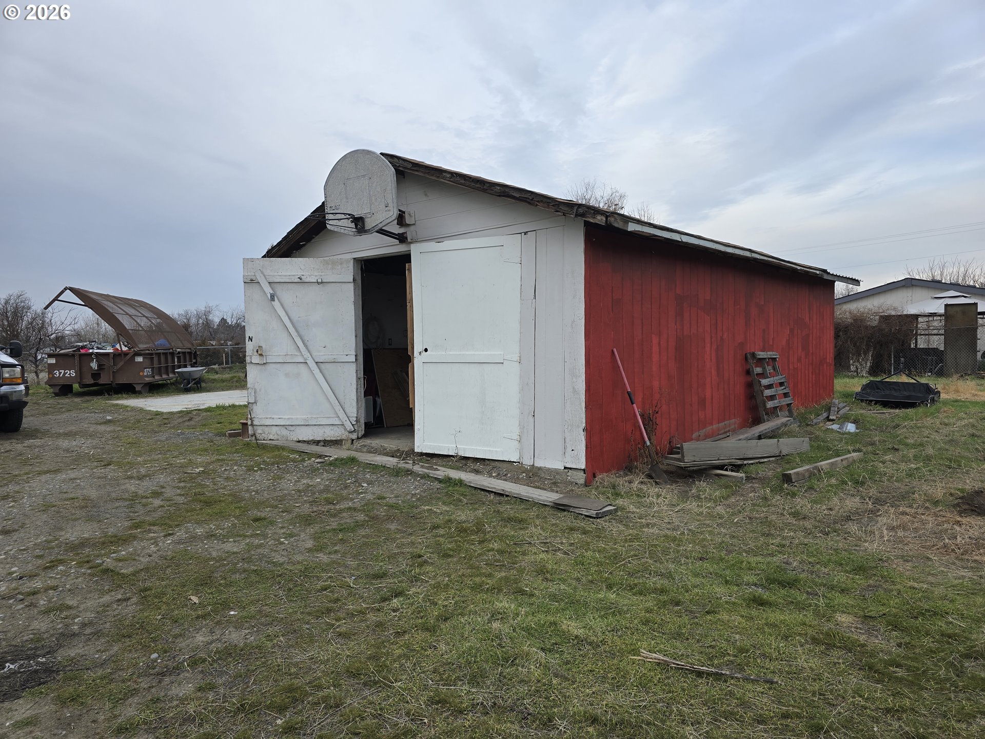 225 8th Street Northeast Irrigon, OR 97844 - Photo 8 of 32