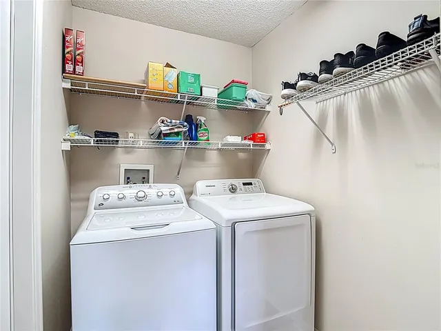 $225,000 | 232 Center Oak Circle, Spring Hill, FL 34609