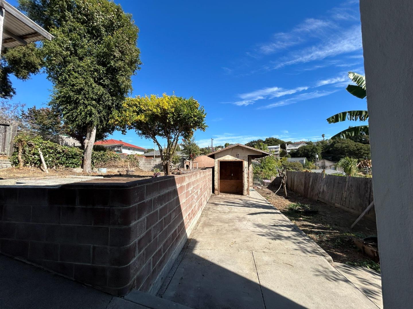 551 Vallejo Avenue Rodeo, CA 94572 - Photo 21 of 25 Gallery Image 21
