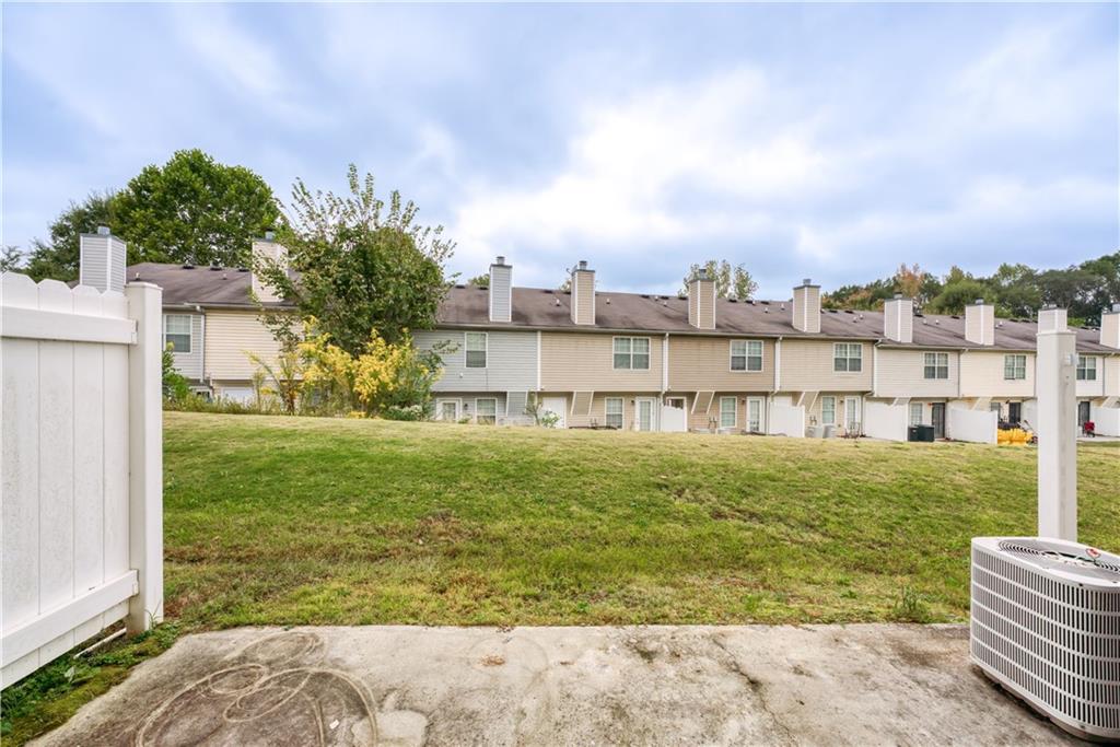 2913 Vining Ridge Terrace Decatur, GA 30034 - Photo 26 of 28 a front view of a house with a yard