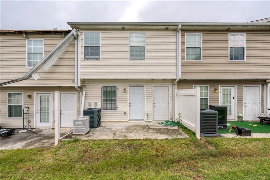 2913 Vining Ridge Terrace Decatur, GA 30034 - Photo 27 of 28 a front view of a house with a yard
