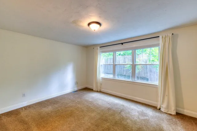 $449,900 | 38 Johnson Street, Worcester, MA 01604