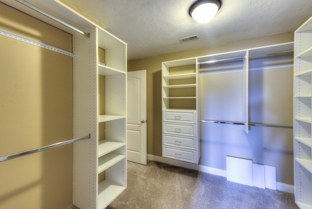 38 Johnson Street Worcester, MA 01604 - Photo 28 of 34