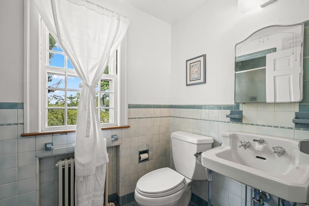 26 Sherwood Road Melrose, MA 02176 - Photo 30 of 42 Gallery Image 30
