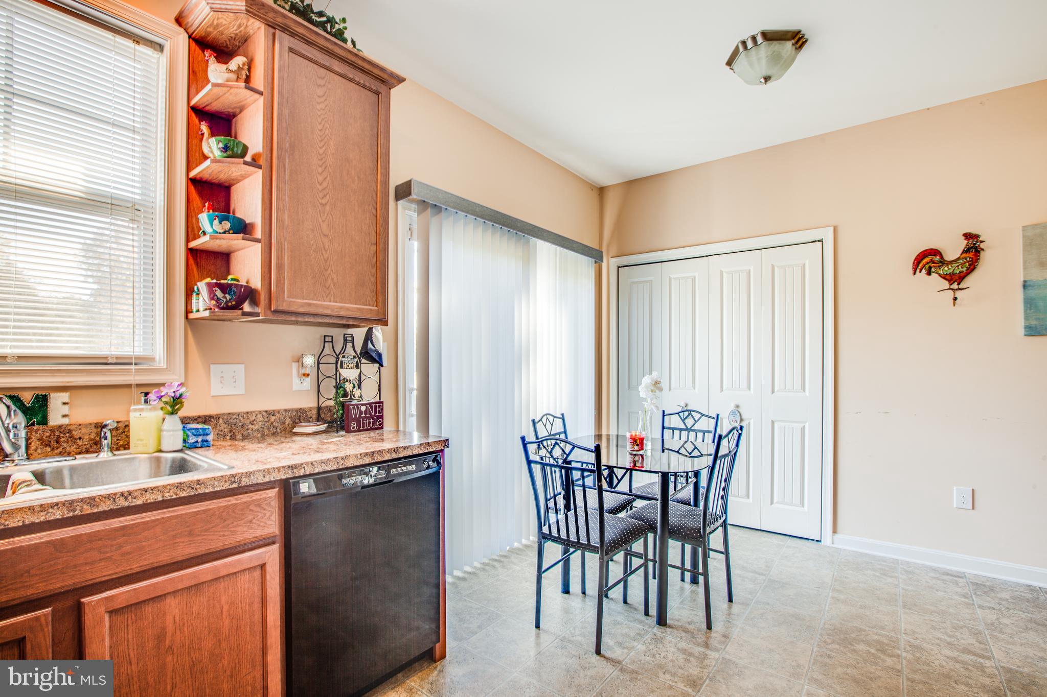 152 Randall Road Colonial Beach, VA 22443 - Photo 13 of 36 eat in kitchen