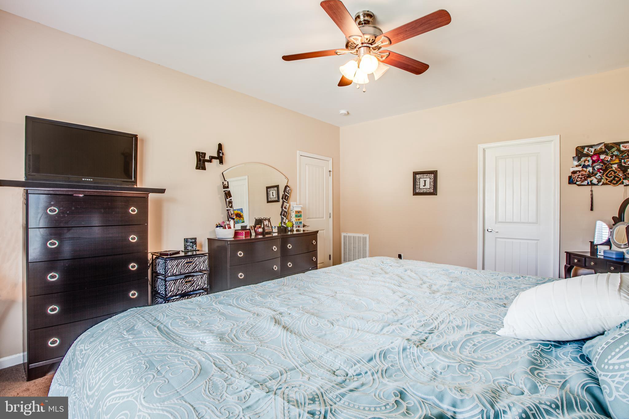 152 Randall Road Colonial Beach, VA 22443 - Photo 18 of 36 Master bedroom