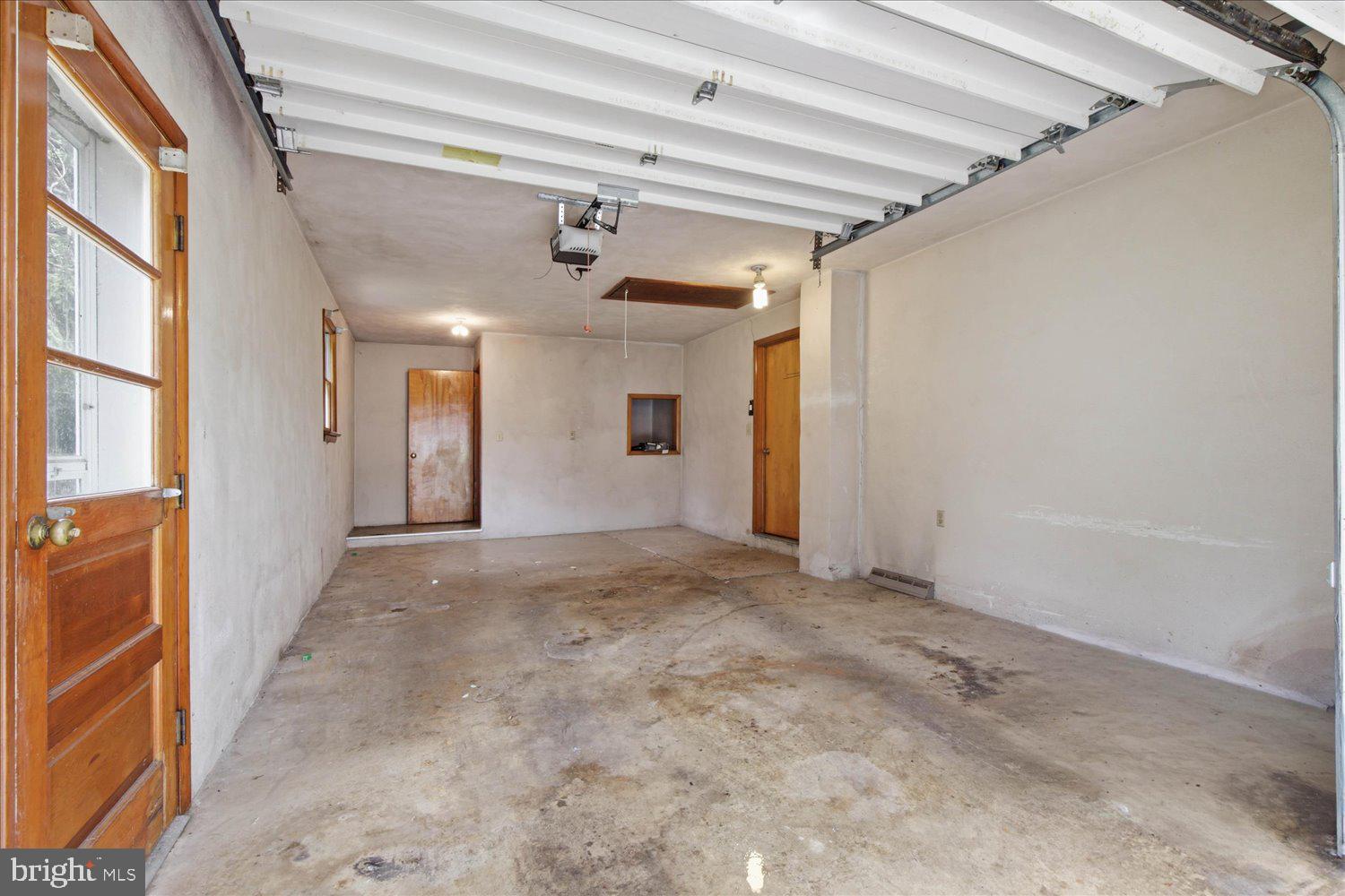 329 Fairview Drive Lititz, PA 17543 - Photo 29 of 39 Gallery Image 29