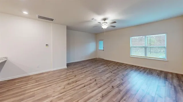 $1,649 | 316 Marsh Lane, Princeton, TX 75407