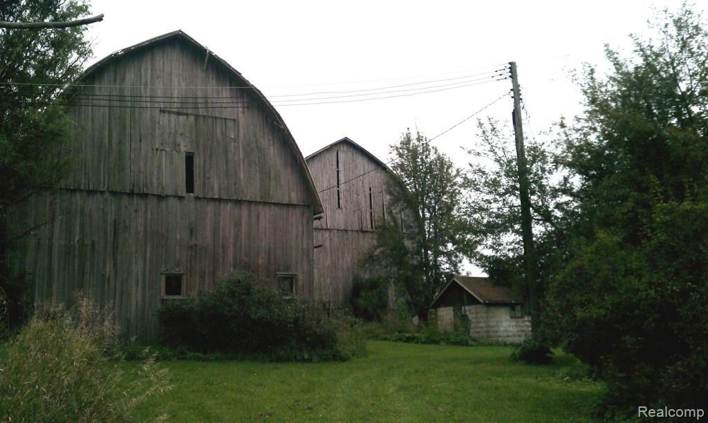 3663 South Bull Run Road Gregory, MI 48137 - Photo 10 of 29 IMAG0394.jpg