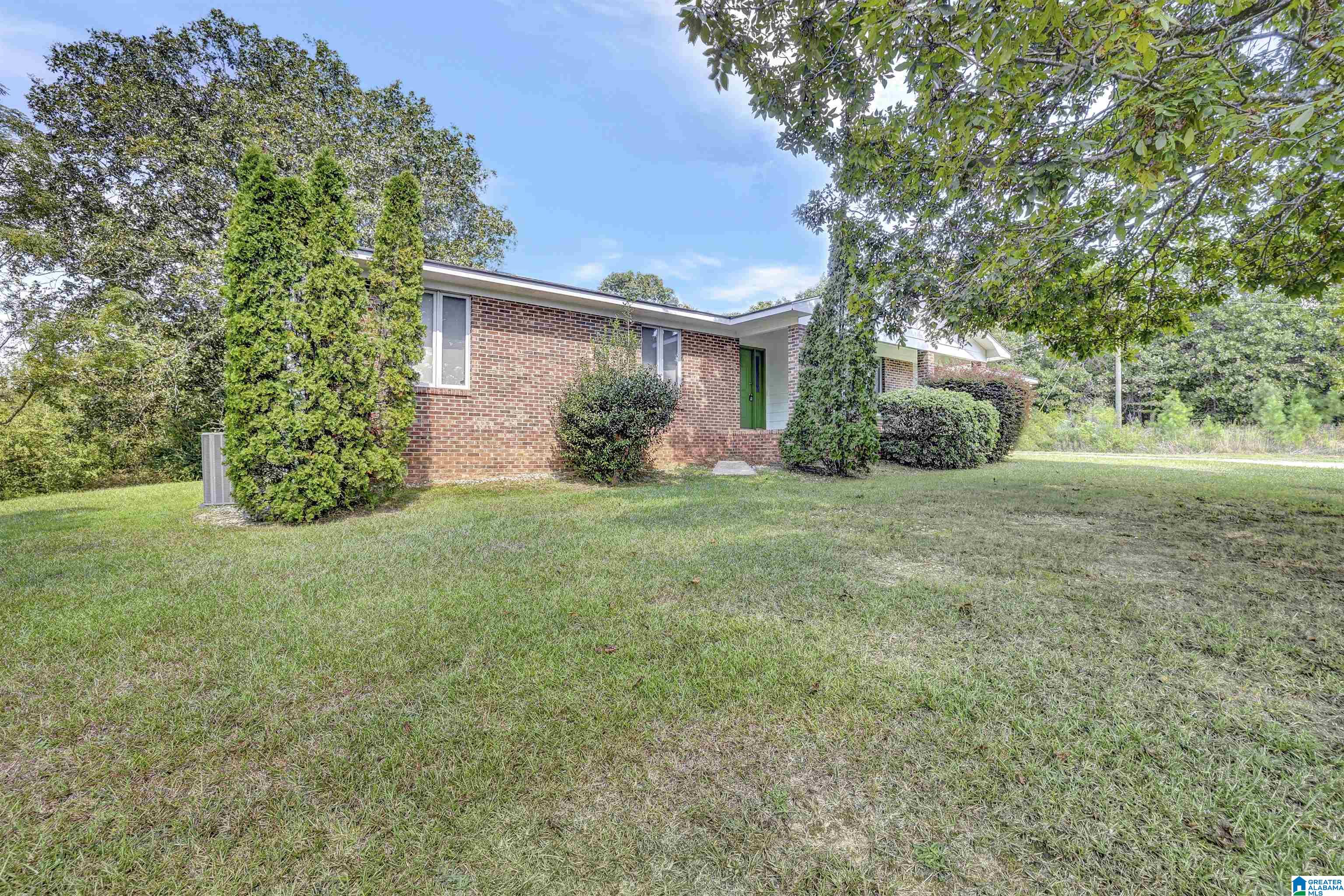 940 Shady Lane Alpine, AL 35014 - Photo 3 of 17