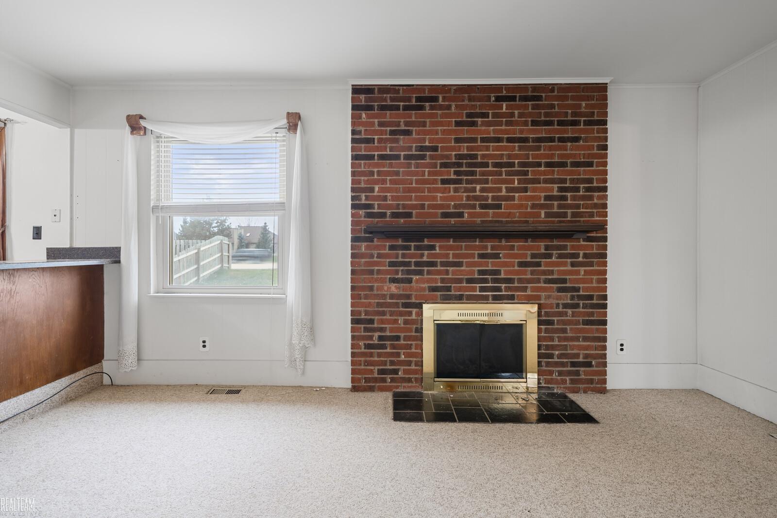 47447 Royal Road Macomb, MI 48044 - Photo 11 of 37 50163392-2588880c-6c07-42c7-8081-6d1f39e69595.JPG