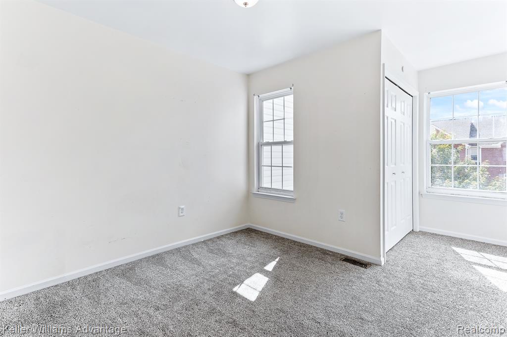 527 Cherry Orchard Road Canton, MI 48188 - Photo 15 of 29