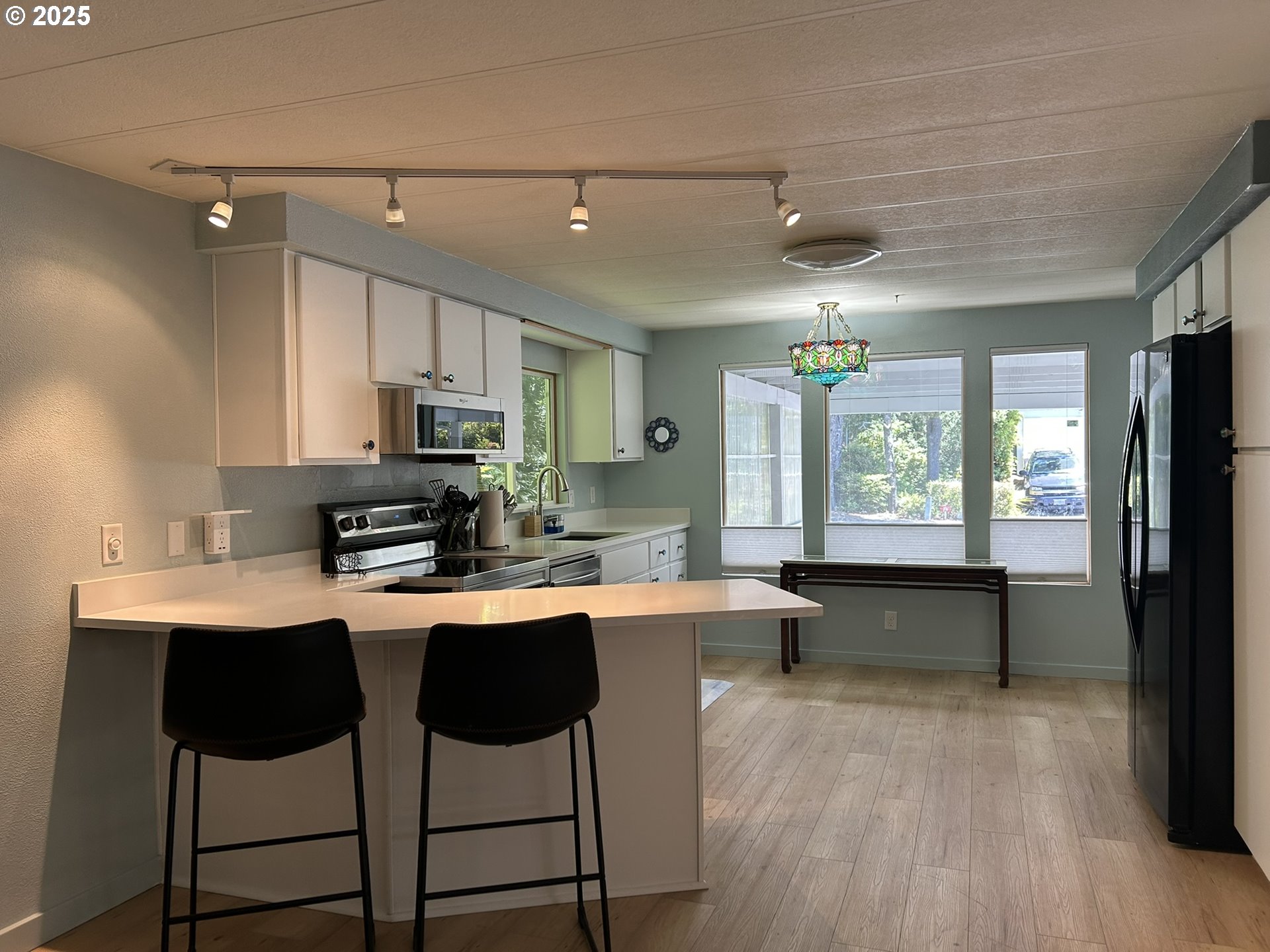 1600 Rhododendron Drive, Unit 112 Florence, OR 97439 - Photo 11 of 44 Kitchen