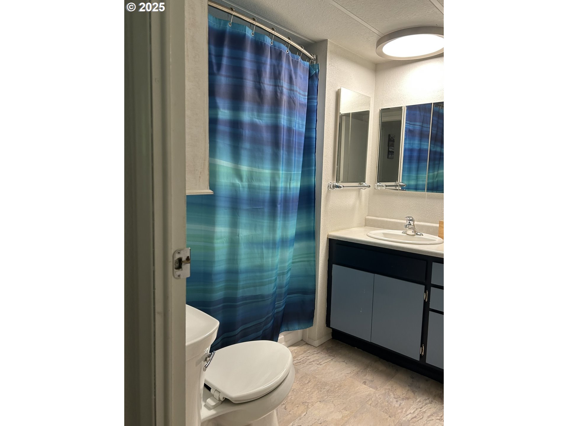 1600 Rhododendron Drive, Unit 112 Florence, OR 97439 - Photo 24 of 44 Bathroom