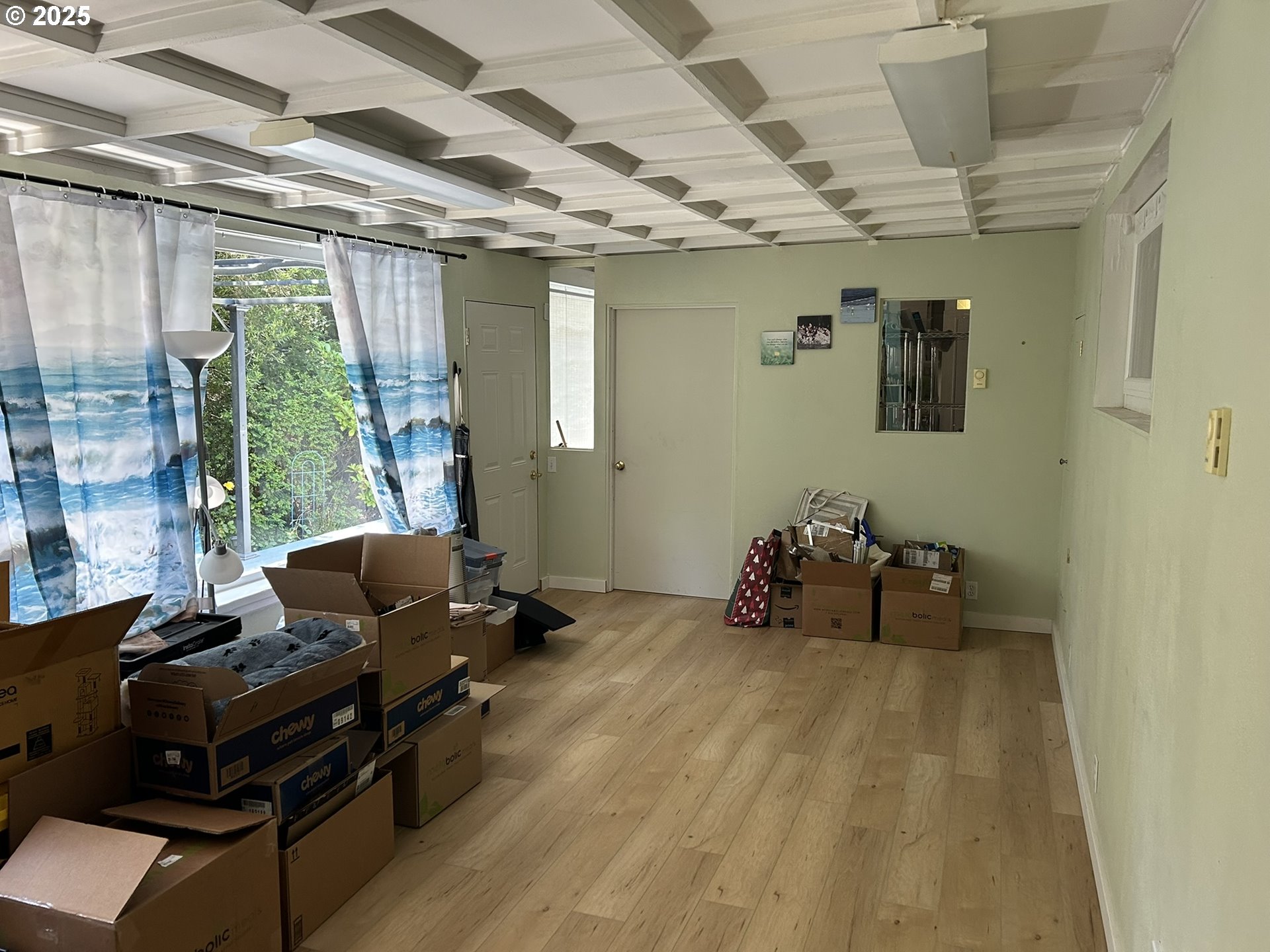 1600 Rhododendron Drive, Unit 112 Florence, OR 97439 - Photo 28 of 44 Sun Room