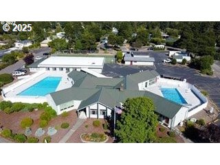 1600 Rhododendron Drive, Unit 112 Florence, OR 97439 - Photo 44 of 44 Community Tennis