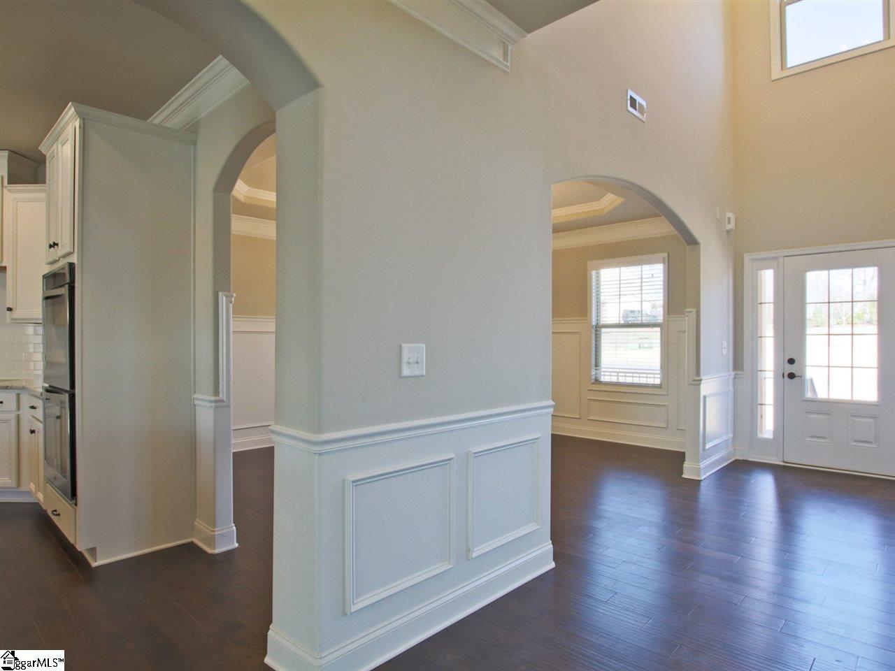 6 Alexander Manor Way Simpsonville, SC 29680 - Photo 7 of 36 Gallery Image 7