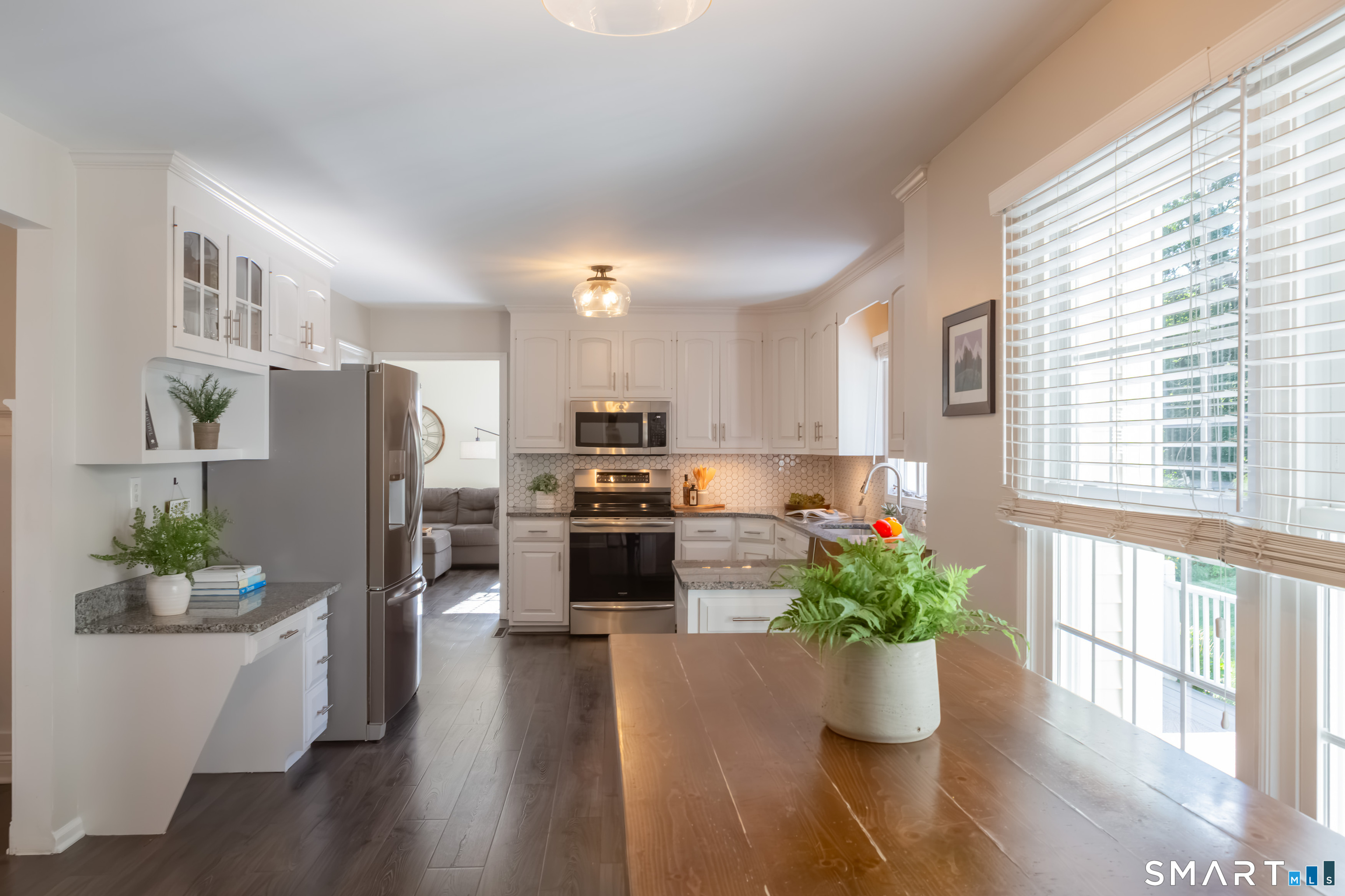 30 Crested Ridge Court Stratford, CT 06614 - Photo 11 of 38