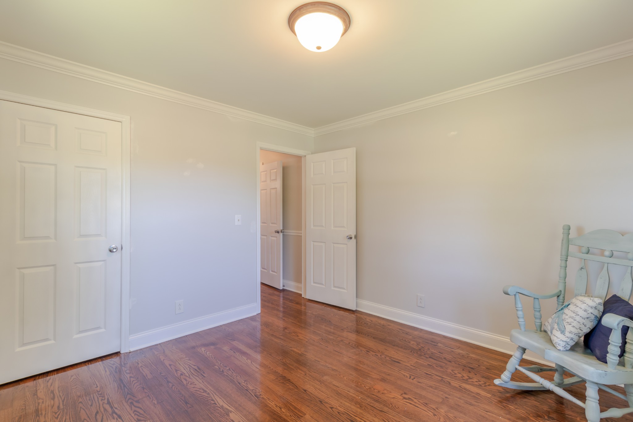 1441 Pleasant View Road Woodbury, TN 37190 - Photo 22 of 32 an empty room with wooden floor and windows