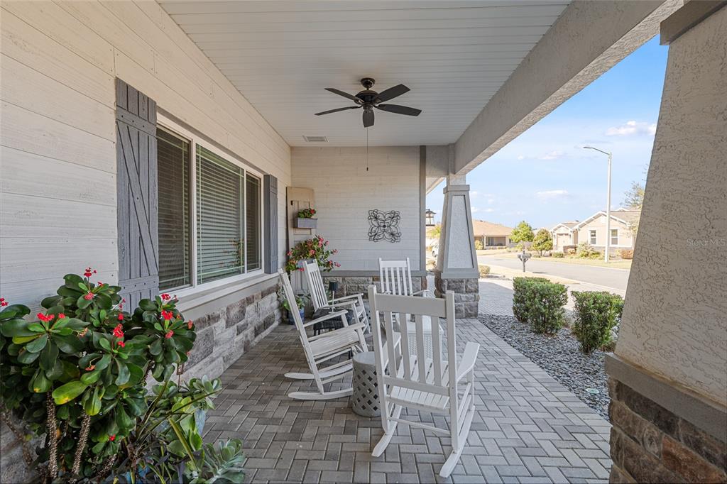 9077 Southwest 81st Loop Ocala, FL 34481 - Photo 4 of 43