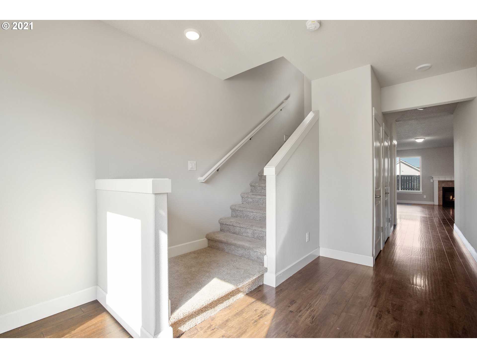 1610 Northeast 172nd Circle Ridgefield, WA 98642 - Photo 2 of 30