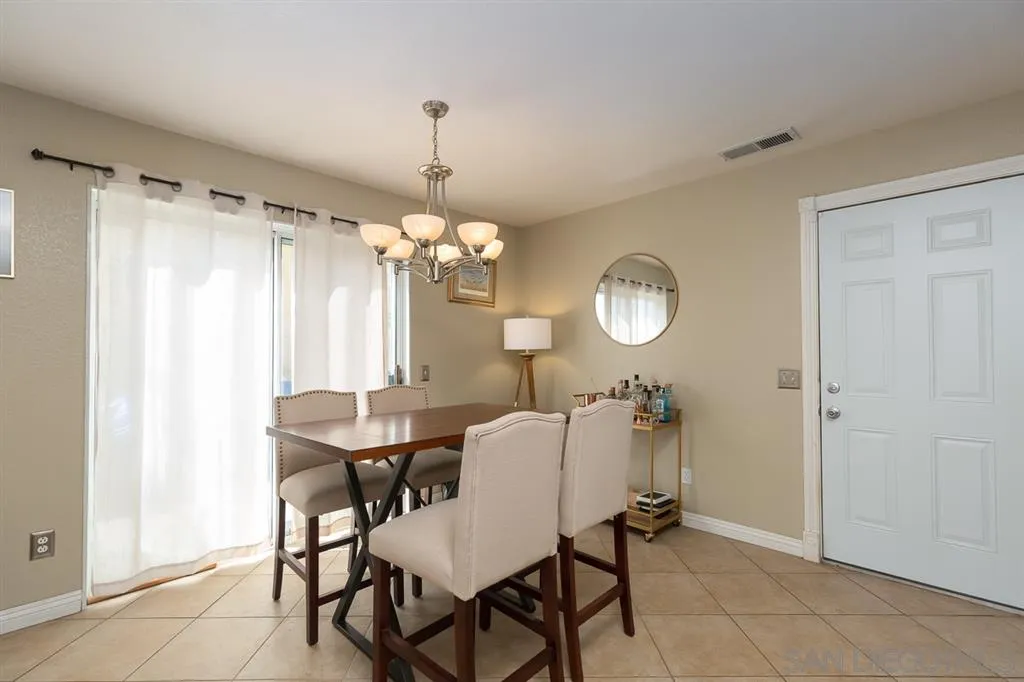 9727 Avenida Colino Spring Valley, CA 91977 - Photo 10 of 24 Gallery Image 10