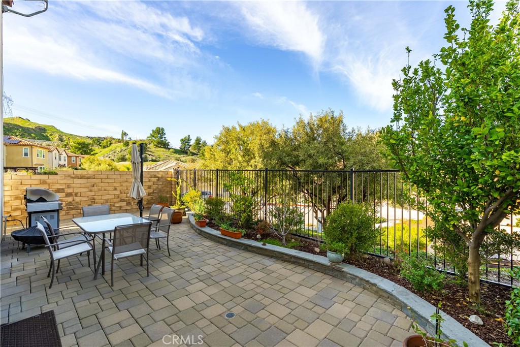 19849 Via Ott Newhall, CA 91321 - Photo 35 of 50