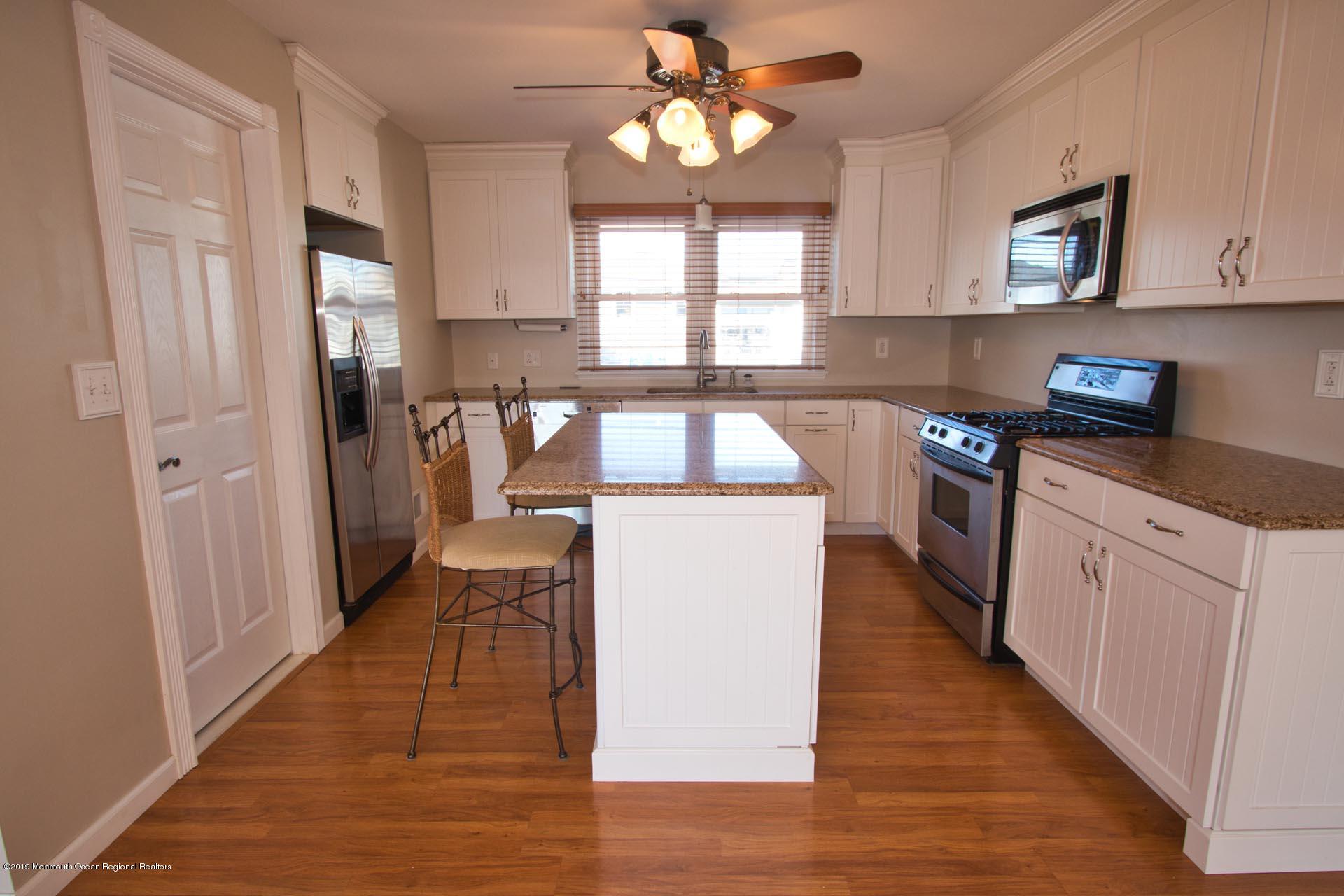 37 Neptune Road Toms River, NJ 08753 - Photo 19 of 40 19