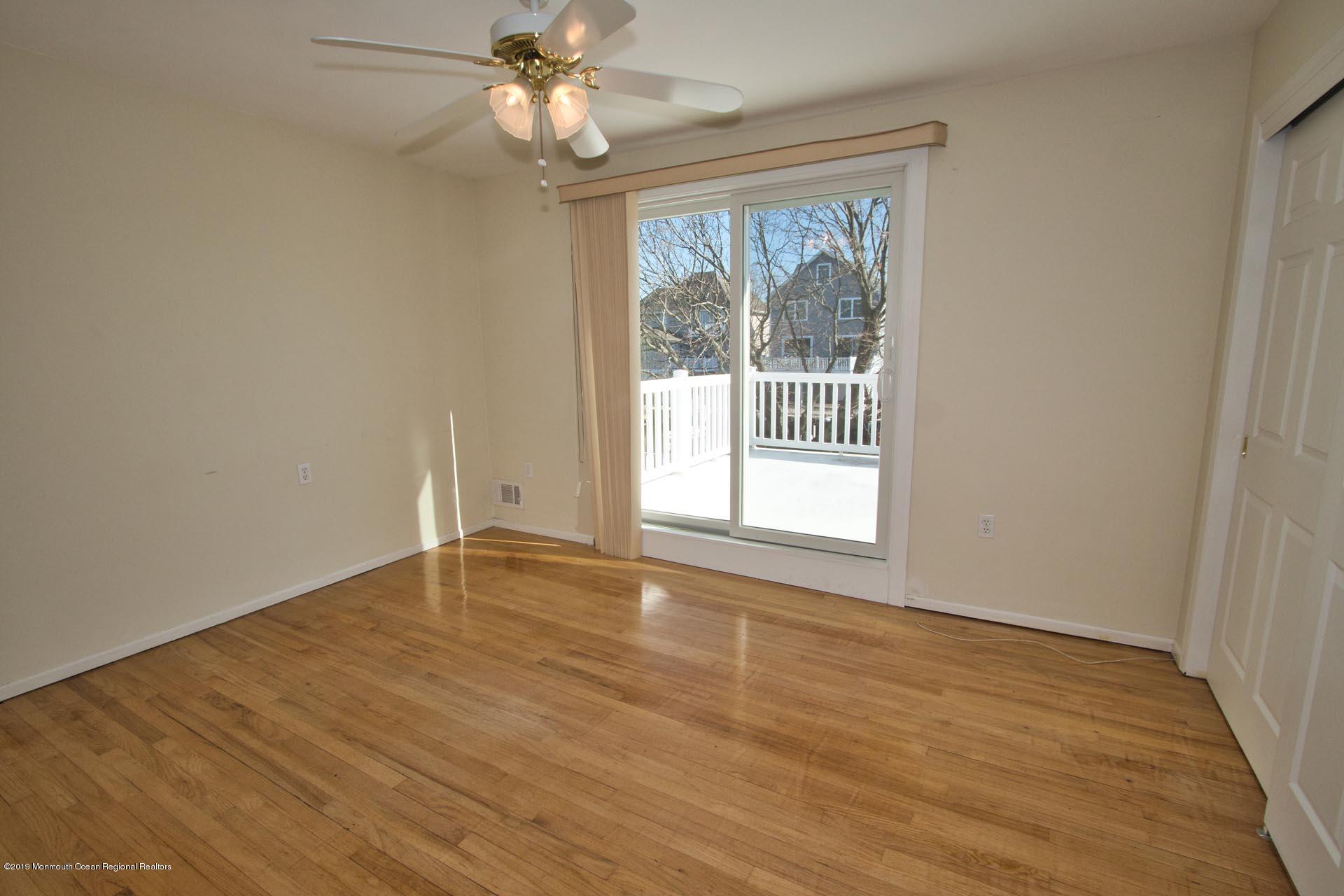 37 Neptune Road Toms River, NJ 08753 - Photo 34 of 40 34