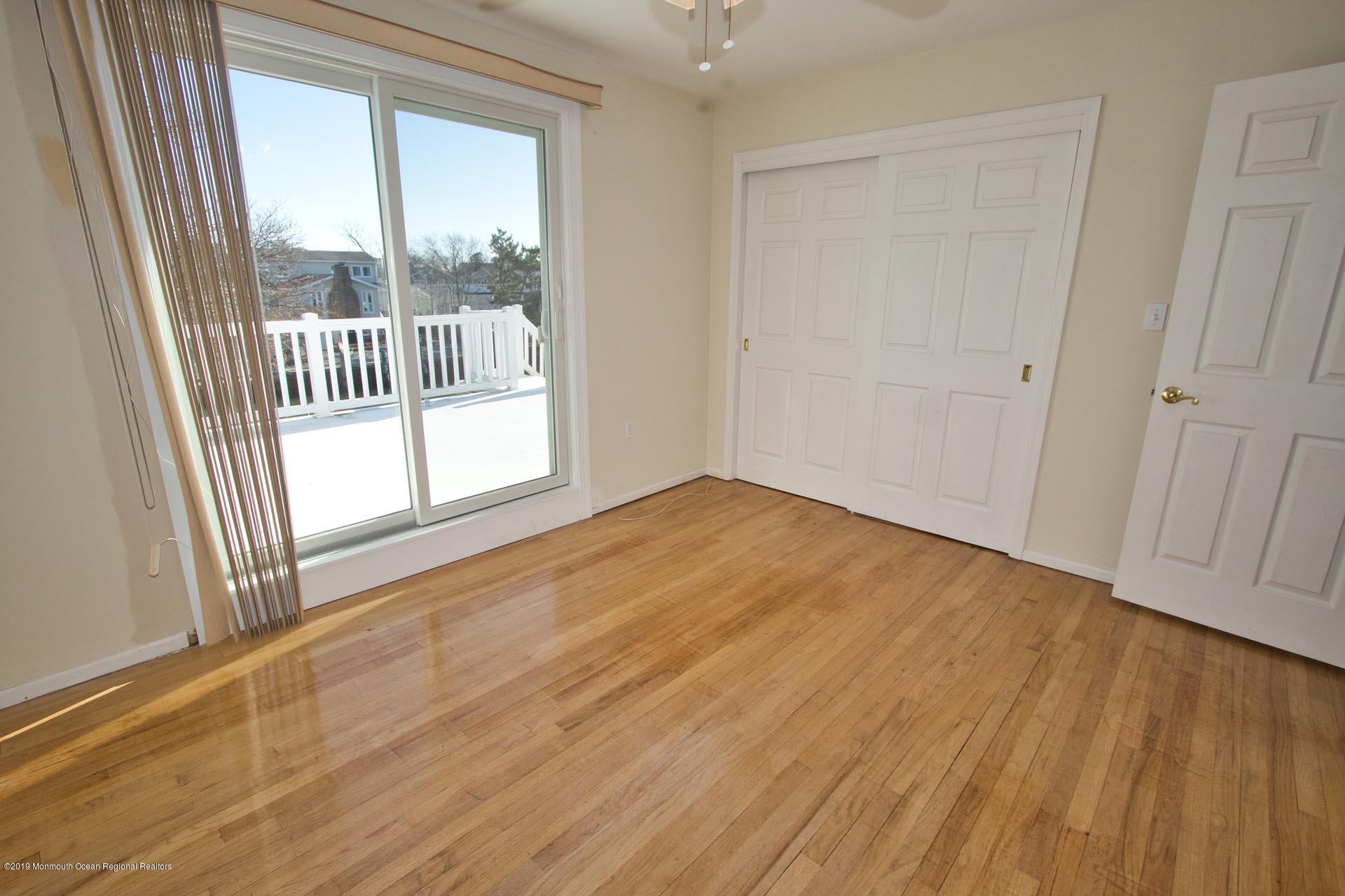 37 Neptune Road Toms River, NJ 08753 - Photo 35 of 40 35