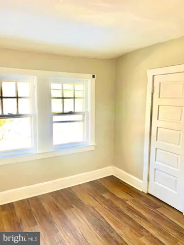 $1,975 | 20 Park Lane, Hamilton, NJ 08609