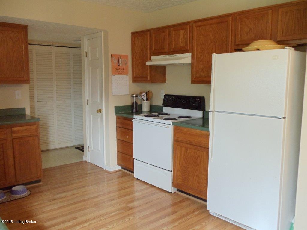 9605 Brooks Bend Road Louisville, KY 40258 - Photo 10 of 24 DSC07244