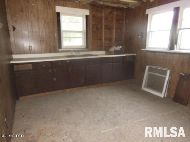 306 Fair Flora, IL 62839 - Photo 16 of 27 Gallery Image 16