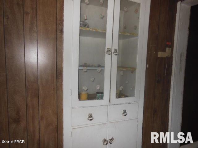 306 Fair Flora, IL 62839 - Photo 17 of 27 Gallery Image 17