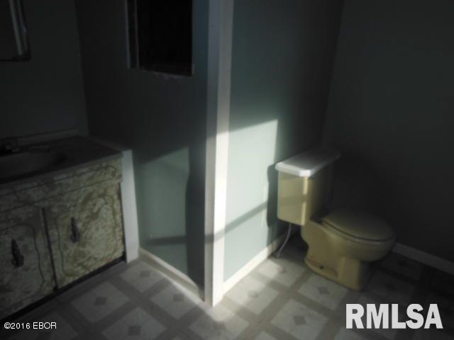 306 Fair Flora, IL 62839 - Photo 7 of 27 Gallery Image 7