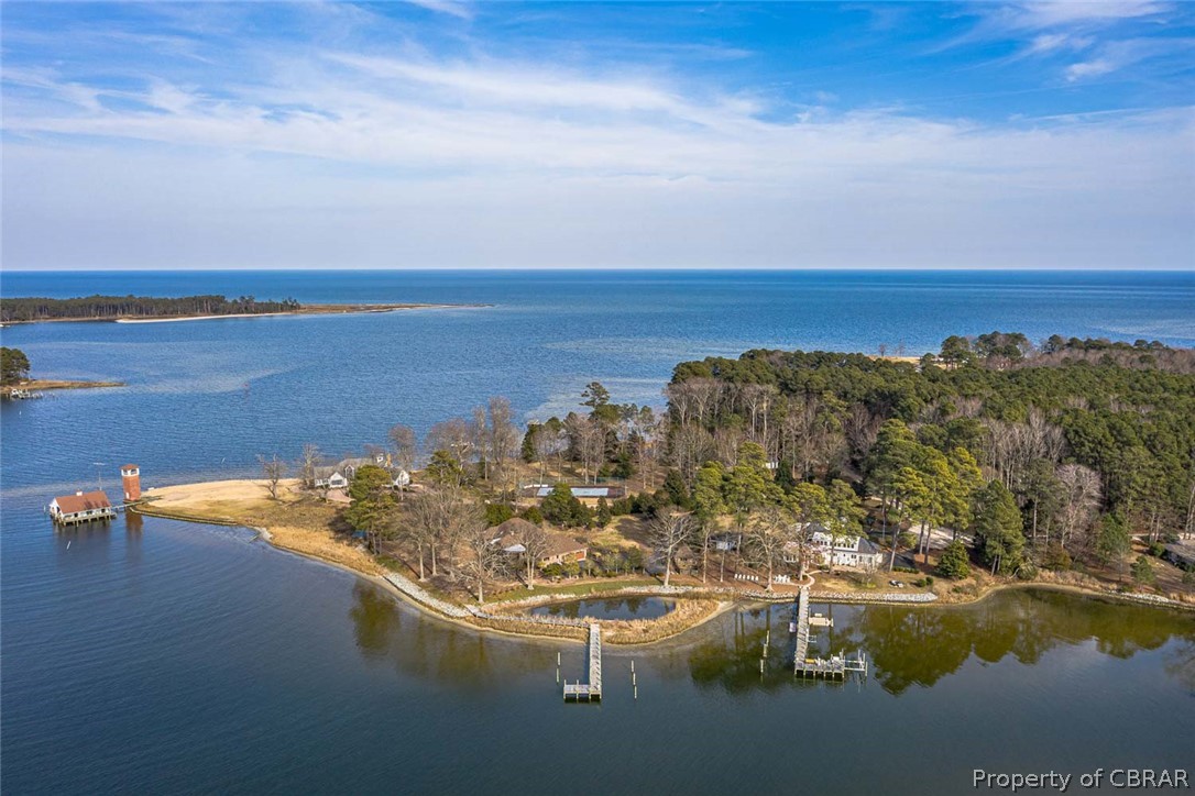 167 Tower Point Lane Kilmarnock, VA 22482 - Photo 7 of 50 Gallery Image 7