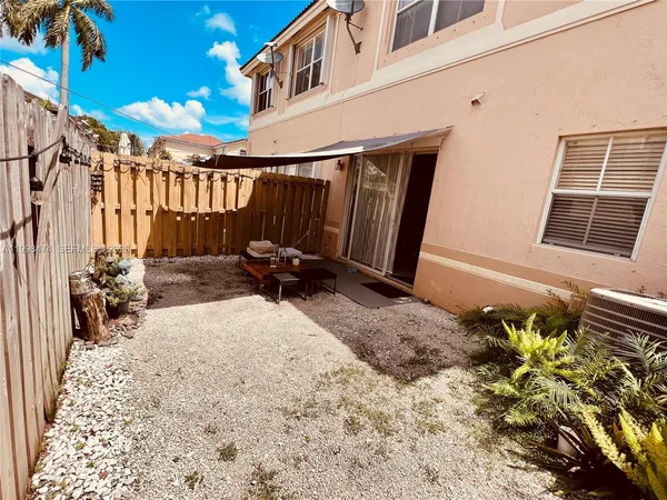 $3,300 | 12212 Southwest 124th Path, Unit 12212, Miami, FL 33186
