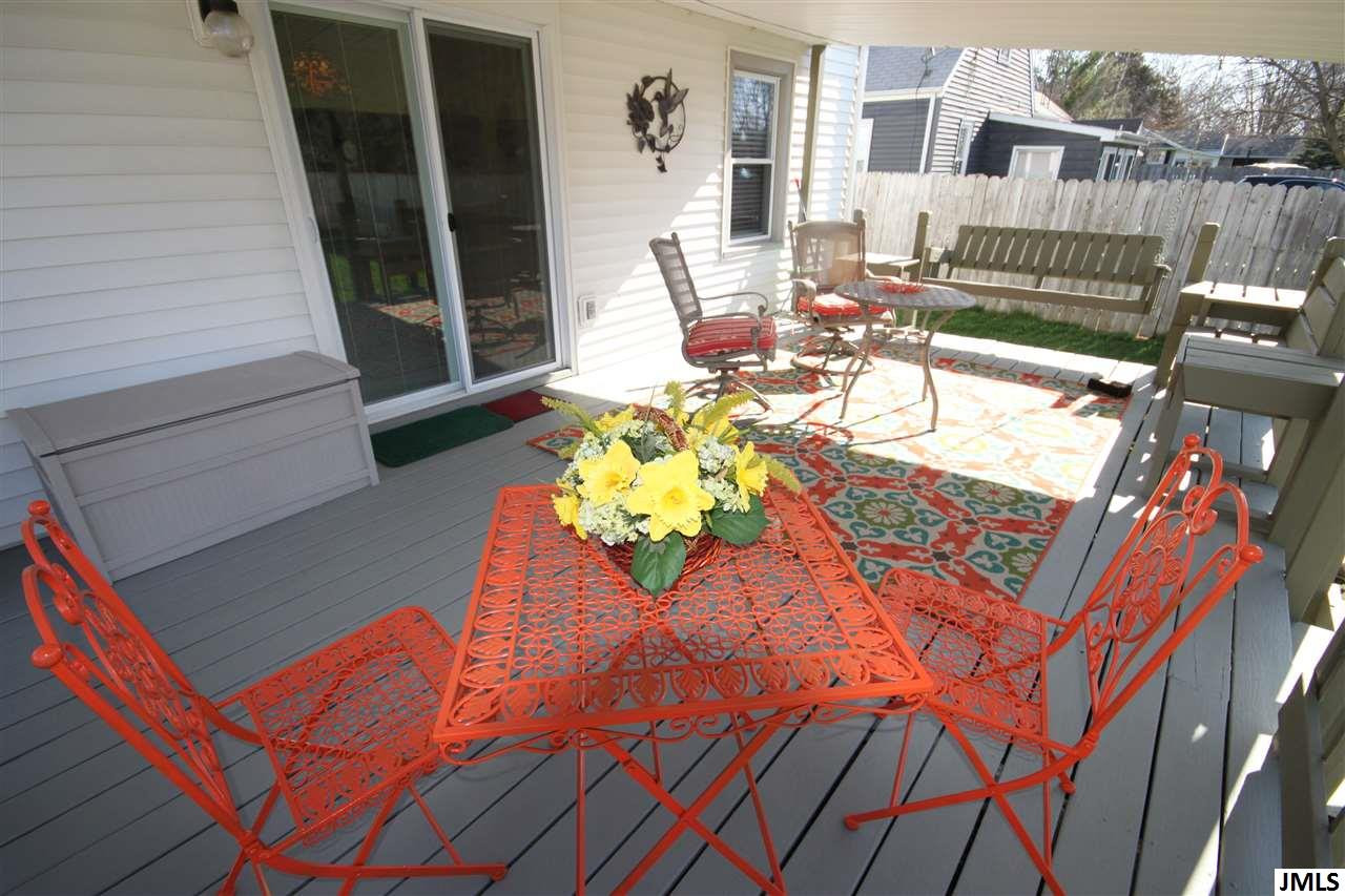 859 Woodworth Road Jackson, MI 49202 - Photo 14 of 32 Photo 14